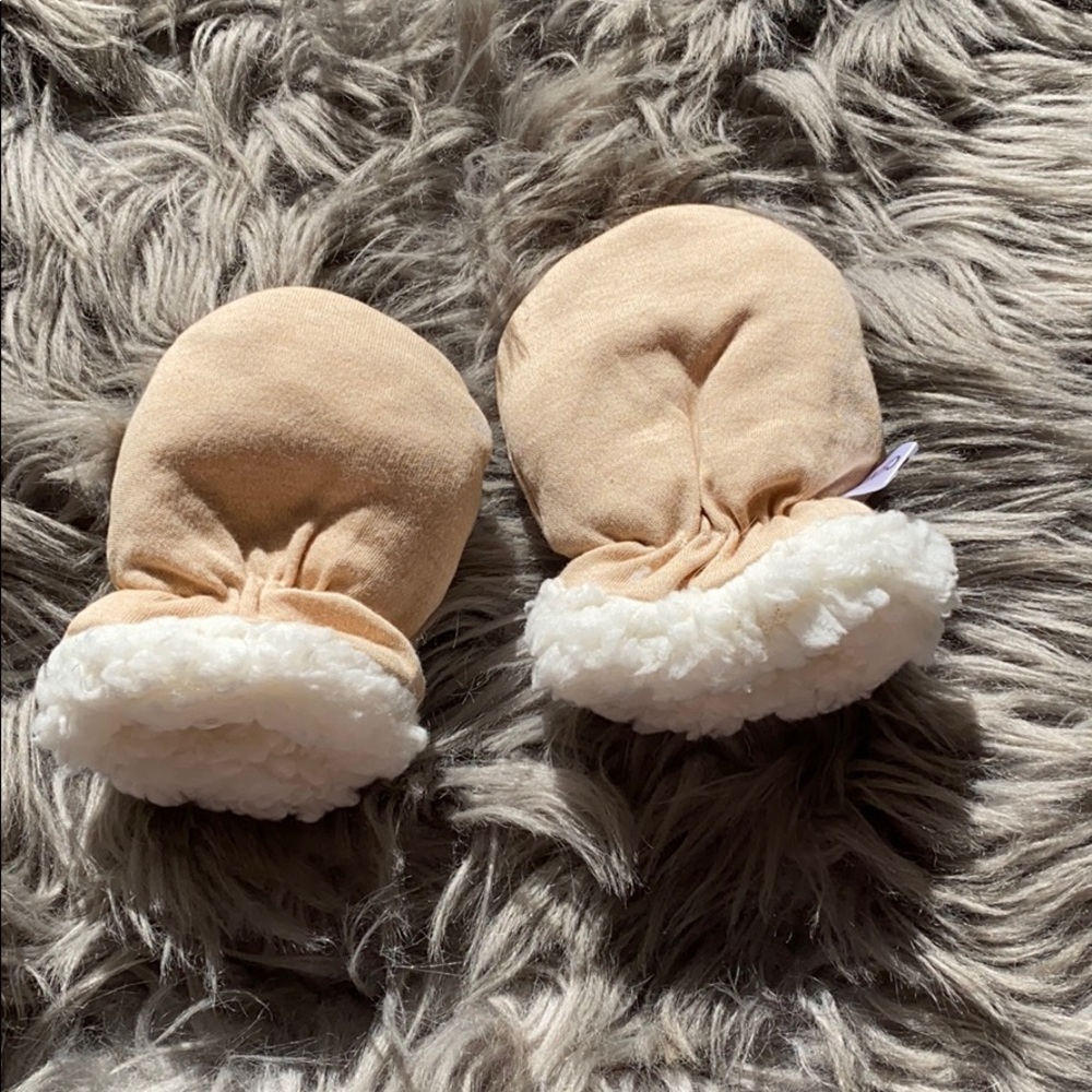 Baby mittens
